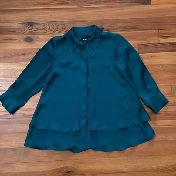 Blair Stanley Green Button Up Double Tier Blouse Womens Size 4 Relaxed Fit - Picture 3 of 8